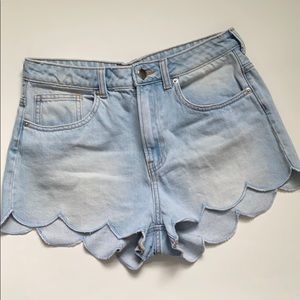 H&M scalloped Jean short